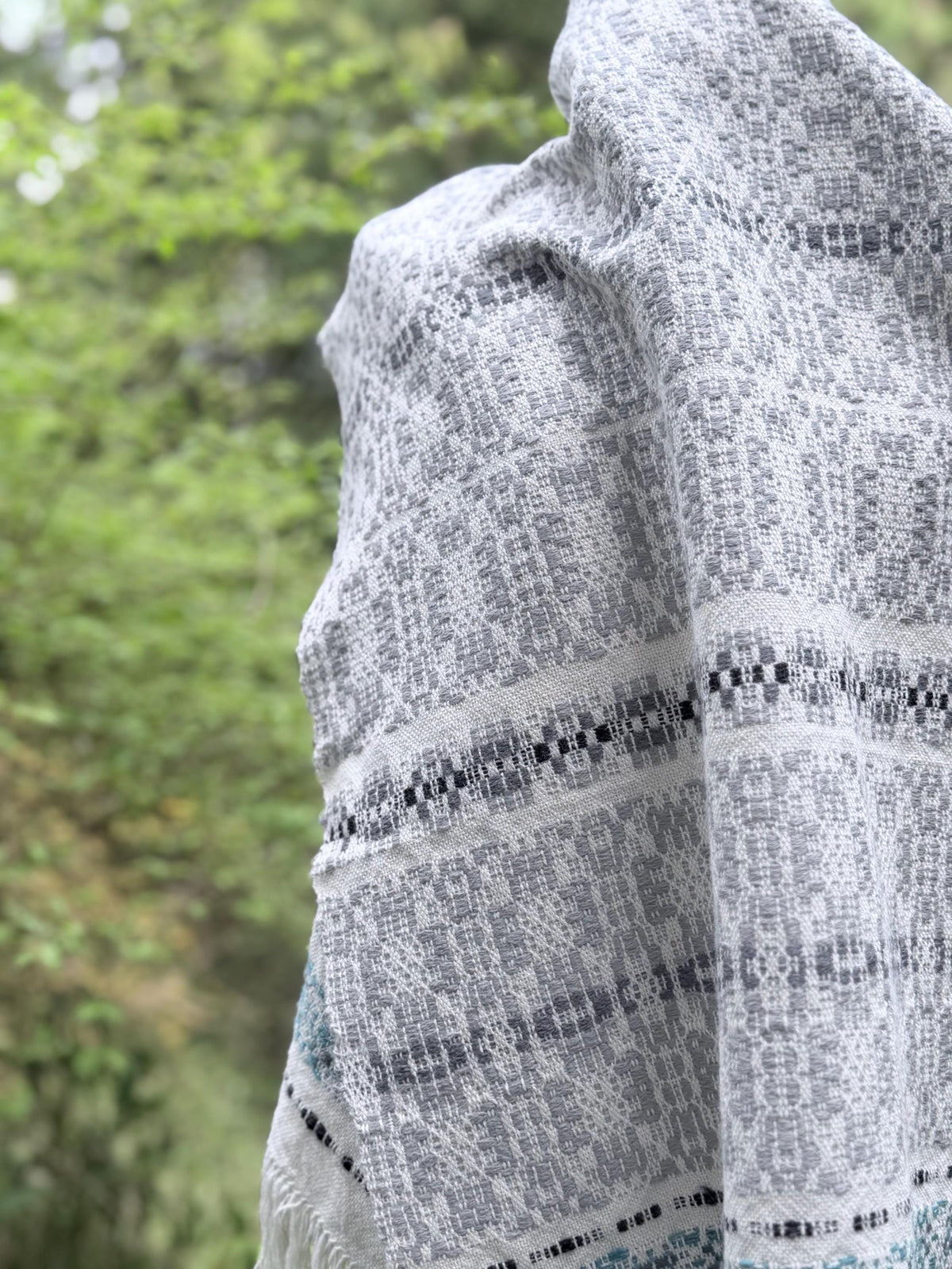 Overshot Shawl in Alpaca Silk