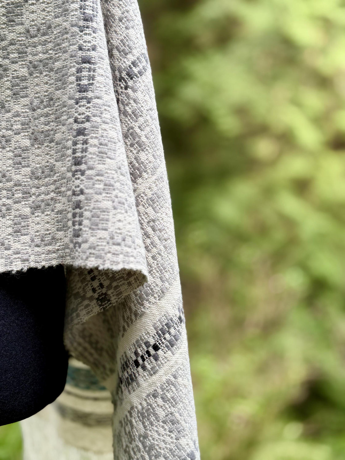 Overshot Shawl in Alpaca Silk